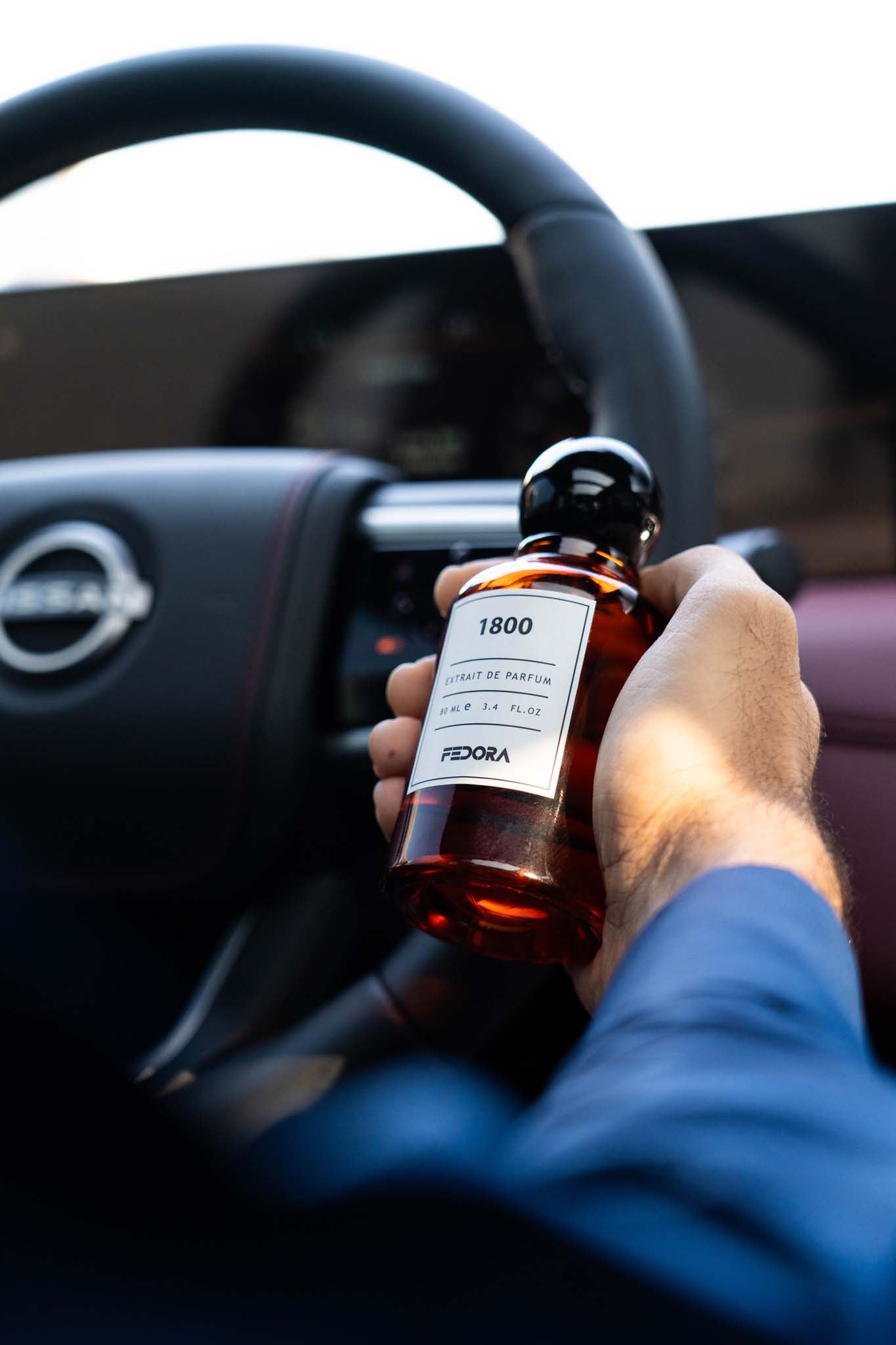 Best Perfumes for Women That Last More Than 12 Hours in UAE